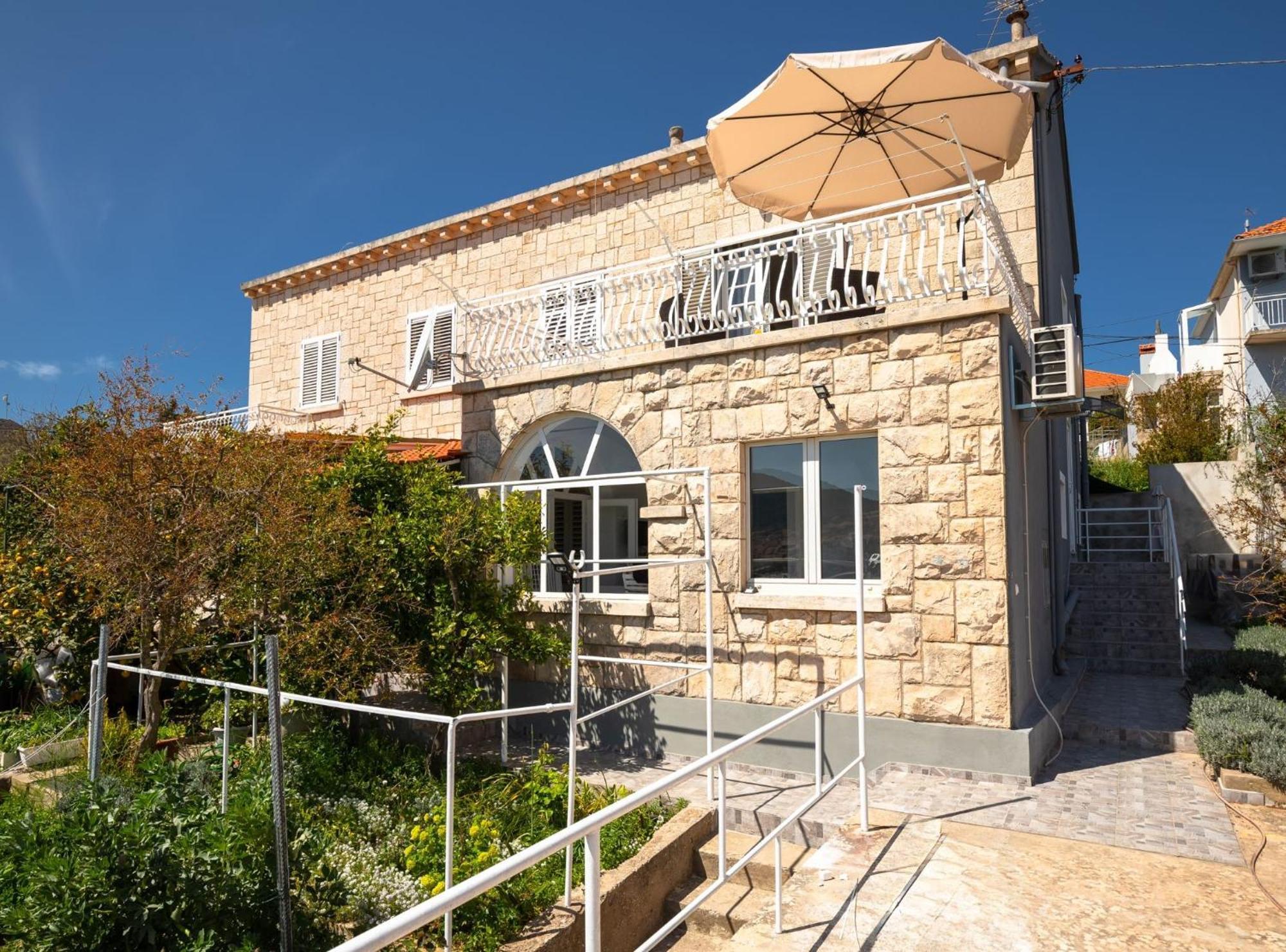 Seaside Apartment Franica Vela Luka Exterior photo